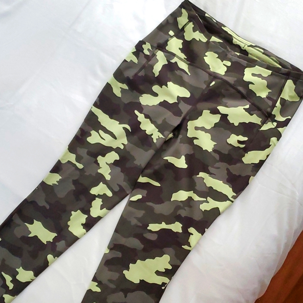 Lululemon Athletica 28" legging